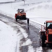 El paso de Pino Hachado y otras cinco rutas se encuentran afectadas por la acumulación de nieve