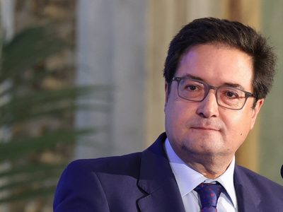 Ayuso fue a México "a provocar" y a "hacer el ridículo": ministro de la Función Pública de España