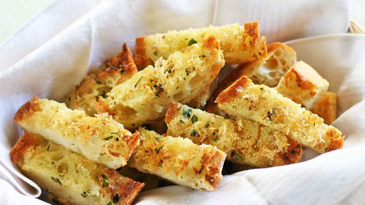 Pan de ajo. Fuente: (Instagram)