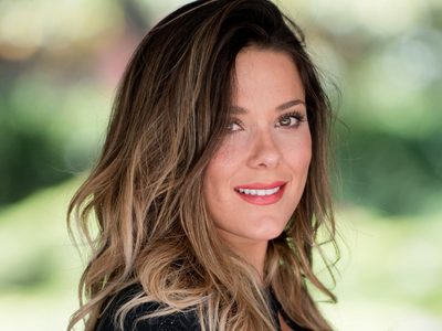 Lorena Gómez da por terminada una polémica y celebra la vida de su hijo recién nacido