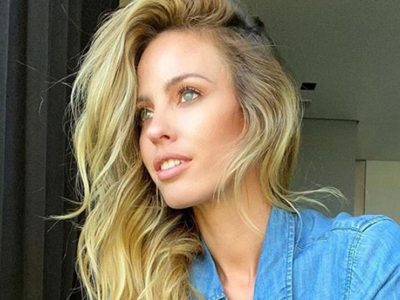 Los tops y calzas que usa Rocío Guirao Díaz para sus clases de yoga