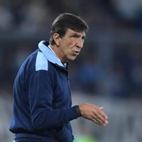 Se cansó y no le tembló el pulso: Gustavo Costas limpió a un juvenil de Racing