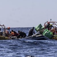 Cincuenta migrantes mueren al cruzar el Mediterráneo desde Libia