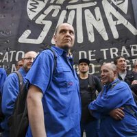 Sutna avanza con movilizaciones, ante el anuncio de despidos de Bridgestone