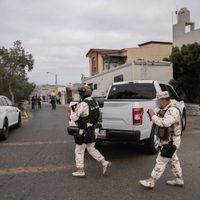 Asesinan a balazos a subcomandante de la Fiscalía de BC tras salir de su casa