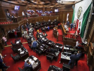 Morena perfila control del congreso en Michoacán