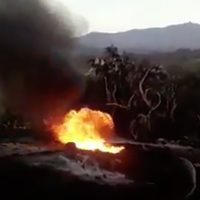 'Ordeña” de ducto de Pemex provoca explosión en Tepeji, Hidalgo (Video)