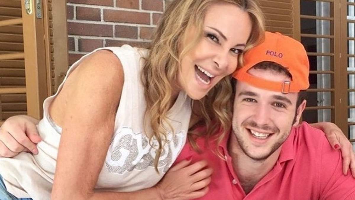 Ana Obregón y Álex Lequio. Fuente: (Instagram)
