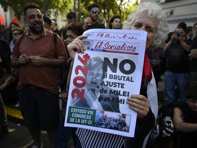 Organizaciones sociales marchan contra el DNU de Milei