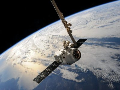 Elon Musk afirma que SpaceX no puede seguir pagando por Starlink en Ucrania