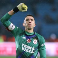 Fernando Muslera y las posibilidades de su llegada a Boca