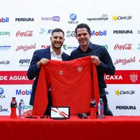 Fernando Gago fue presentado en su nuevo club y recordó su paso por Boca