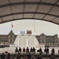 Vox, partido de la ultraderecha española, celebra derrota de Tenochtitlan