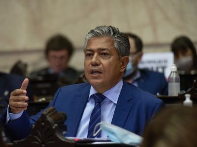 Qué postura adoptó Rolando Figueroa sobre el acuerdo con el FMI