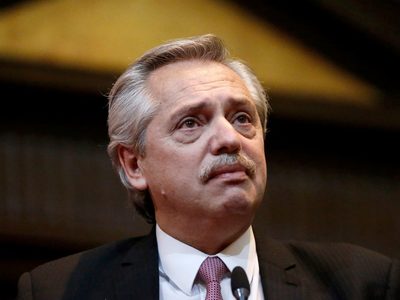 Liberaron a la ciudadana que esperaba a Alberto Fernández con un cuchillo en La Plata