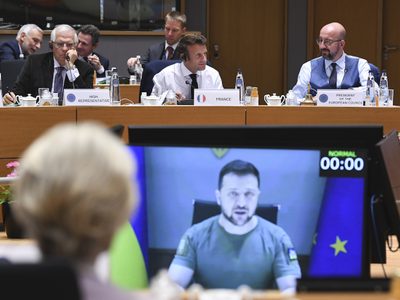 La Unión Europa concede a Ucrania y Moldavia el estatus de candidato a la adhesión