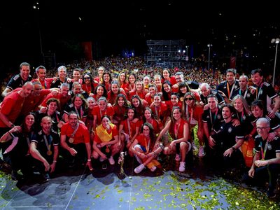 Campeonas españolas amenazan con renunciar a la Selección si Rubiales se mantiene en la RFEF