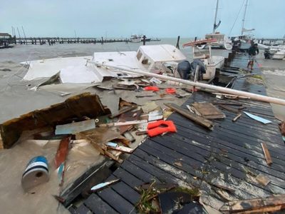 Helene aumenta a huracán categoría 3 en el Golfo de México y apunta al noroeste de Florida