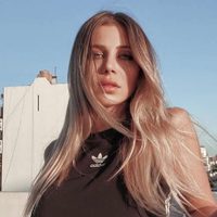 Su mejor perfil: Romina Malaspina y su atuendo de entrenamiento fueron los protagonistas del día