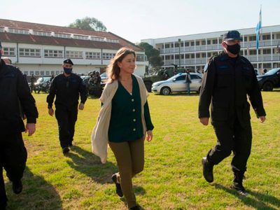 Sabina Frederic: "La toma de tierras no le corresponde a Seguridad"