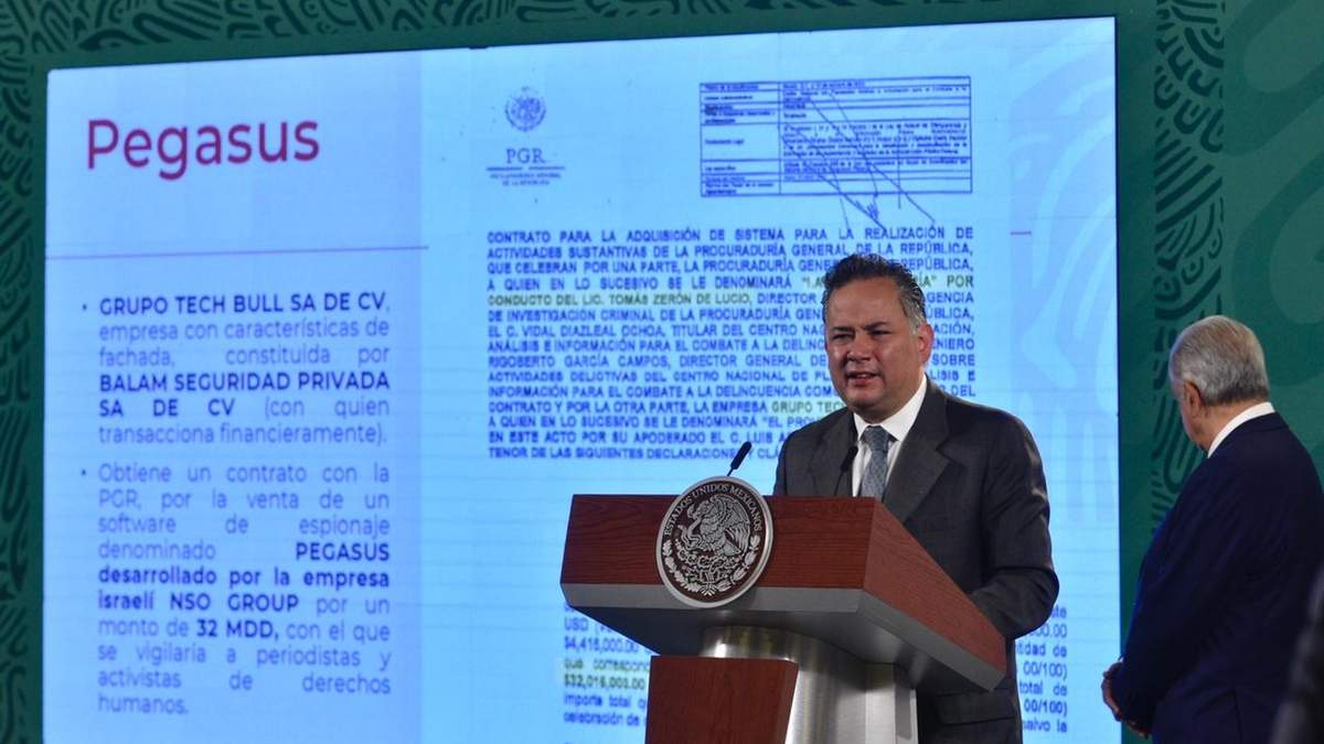 El titular de la UIF, Santiago Nieto Castillo