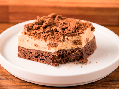 En 5 minutos y solo mezclando 3 ingredientes, el postre de chocolinas viral que se va a transformar en tu fija