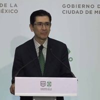 Integrantes de la CNTE se manifiestan por segundo día consecutivo frente a Palacio Nacional