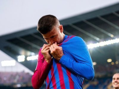 Tras divorcio con Shakira, Piqué anuncia retiro del futbol; el sábado, último partido con Barcelona