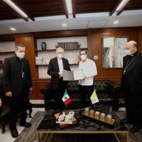 Vila Dosal invita al Papa Francisco a visitar Yucatán