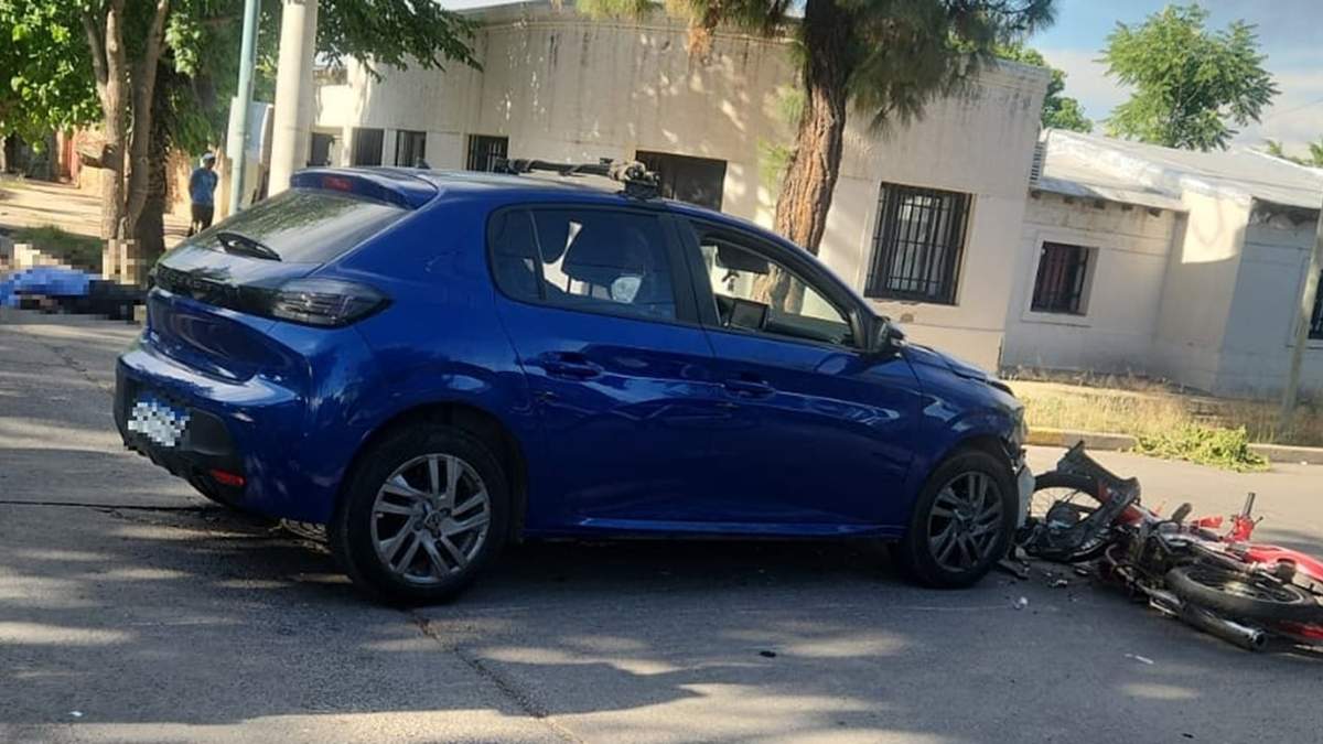 Un motociclista murió tras ser atropellado en Godoy Cruz