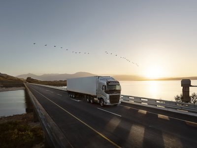 La automotriz Volvo firmó un acuerdo con YPF para producir sus lubricantes en Argentina