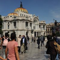 En un día, 6 mil 426 contagios y 719 decesos por covid-19