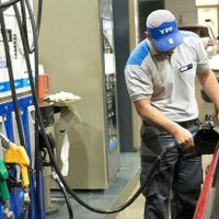 Ya rige el nuevo aumento de los combustibles de YPF