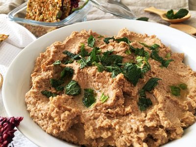 Si te sobraron lentejas cocinadas, prepará este paté súper fácil y saludable en pocos pasos