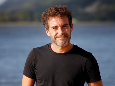 De bajo perfil: quién es y a qué se dedica Duilio, el hermano poco conocido de Nicolás Cabré