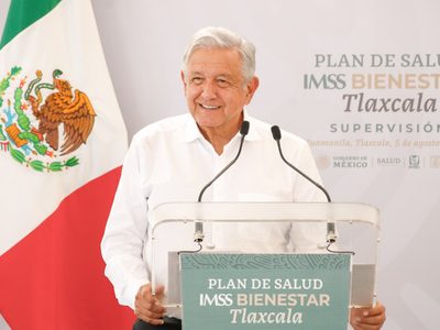 “Llegué a resignarme”: AMLO cuenta el día en que llegó a urgencias por un infarto