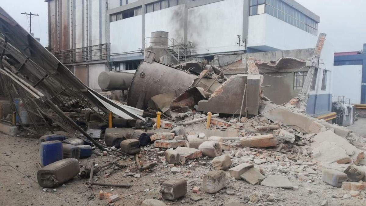 Caldera destruida por la explosión