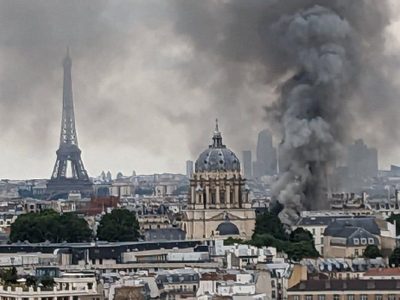 Edificio en París explota por una fuga de gas (Video)