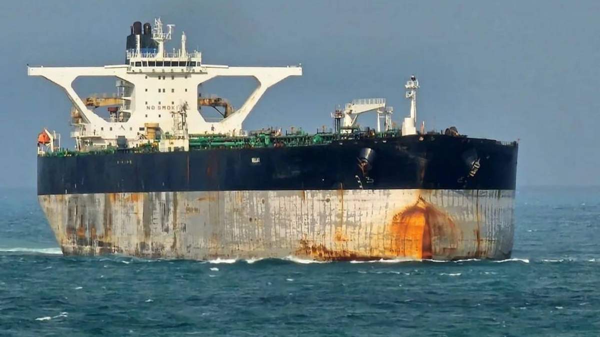 Rusia envía medios marítimos para escoltar a un petrolero en el punto de mira de EU.