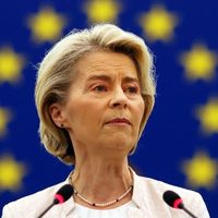 Von der Leyen cree que "ya es hora" de que la UE asuma su seguridad y defensa en sus "propias manos"
