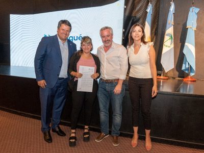 Gaido pasó a planta permanente a 88 trabajadores municipales