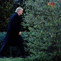 Trump renueva decreto contra migrantes de seis países; los llama 'patrocinadores del terrorismo”