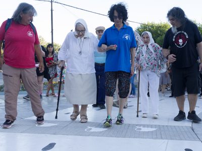 Las madres de Plaza de Mayo de Neuquén volvieron a realizar la Marcha de la Resistencia