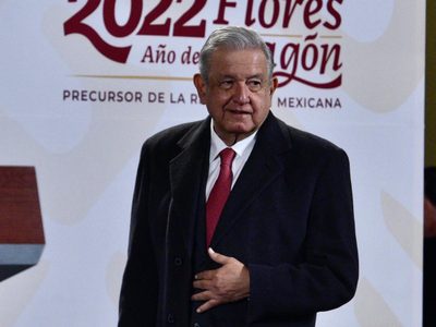 AMLO insiste en dejar establecida la revocación de mandato para "afianzar la democracia" a futuro