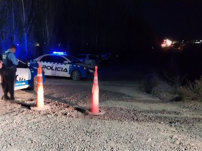 Conmoción en Neuquén: hallan un cuerpo en un canal de riego de Valentina Norte Rural