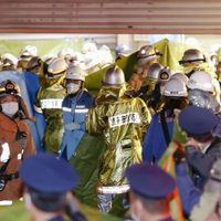 Terror en un tren de Tokio: el atacante vestido como el "Joker" quería que lo condenaran a muerte