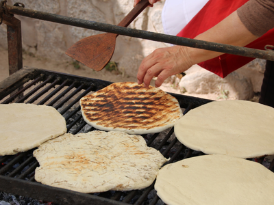 Tortilla asada integral: facilísima de hacer para disfrutar recién hecha y calientita en casa este finde