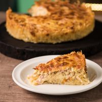 Tarta de papa exprés: deleitate con esta bomba crujiente y cremosa, muy fácil y para quedar como un chef