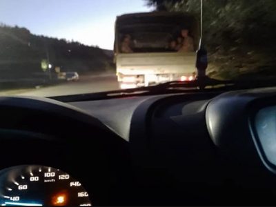Denuncian que el Ejército sigue trasladando a los soldados en camiones sin seguridad