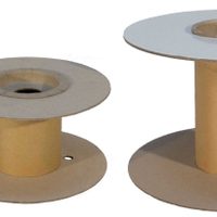 Si pensabas tirar ese enorme rollo para cables vacío, no lo hagas: hacé este canchero puff para tu habitación